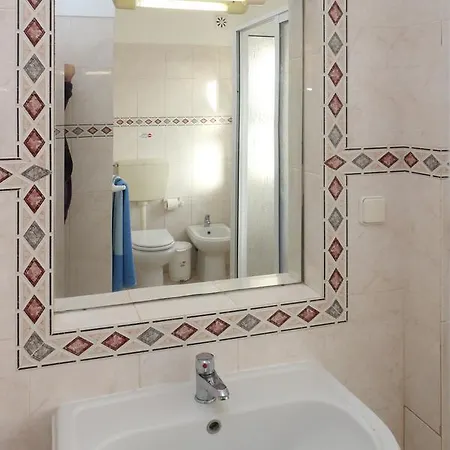 Villa Goncalves *